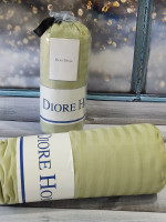 Сатиновая простынь на резинке Diore Home 160x200+30 см с наволочками оливковая