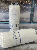 Сатиновая простынь на резинке Diore Home 180x200+30 см с наволочками молочная