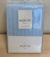 Простынь сатиновая Maison Dor 240х260 см с наволочками голубая в полоску