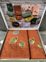 Набор махровых полотенец Coton Delux Karolina кирпичные (50х90 см + 70х140 см) с вышивкой